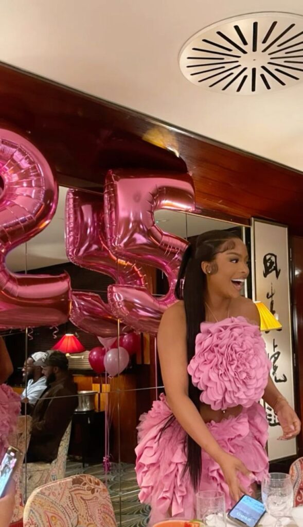 Doğum Günü Kıyafeti Kötü Adam alt